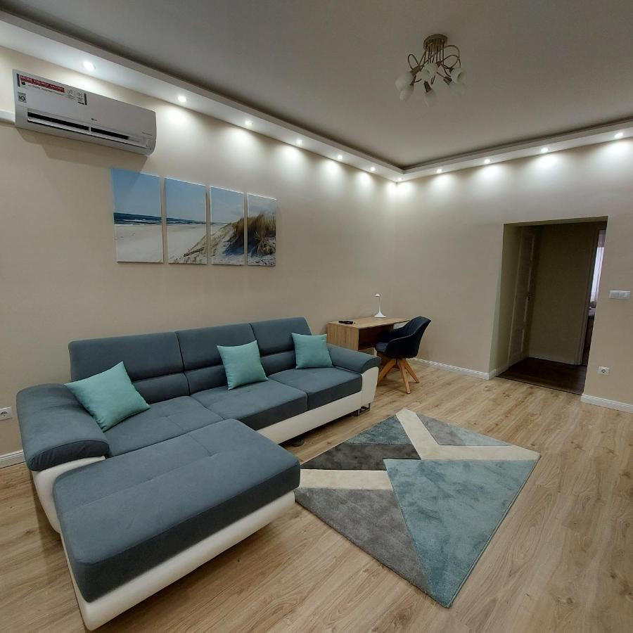 Ancsi Apartmant Kecskemet Ngoại thất bức ảnh