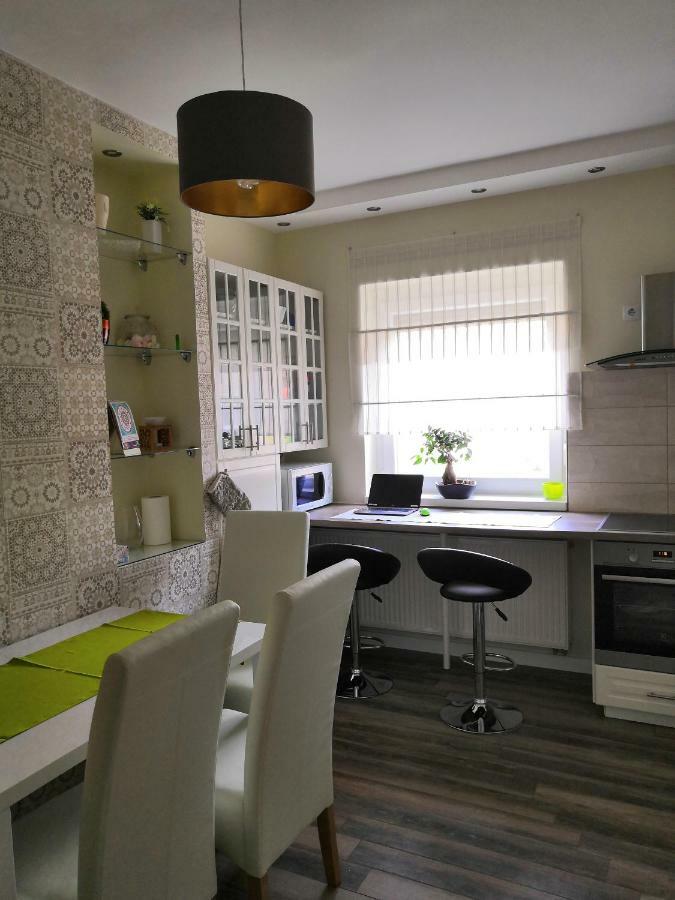 Ancsi Apartmant Kecskemet Ngoại thất bức ảnh